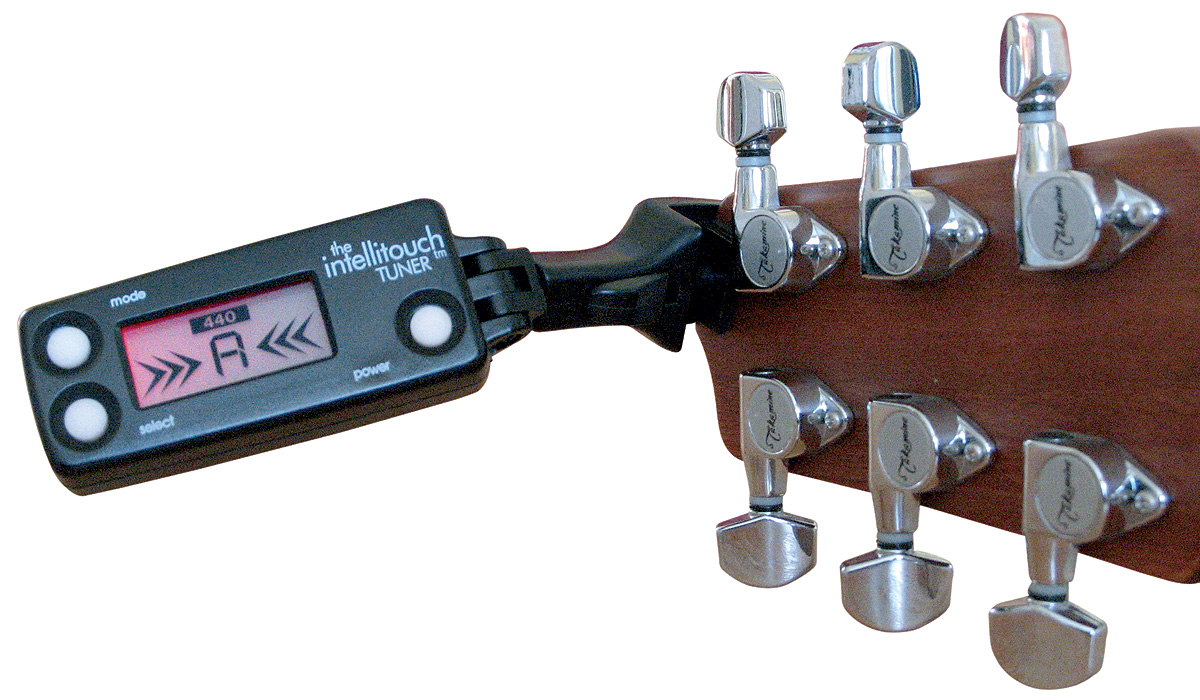Tuner gitar akustik adalah alat untuk menstem gitar akustik