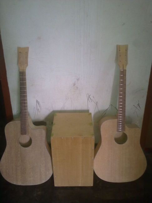 Pabrik Gitar custom akustik lombok